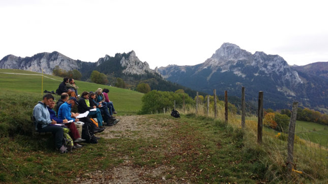 médiateurs du Géoparc en formation sur le terrain