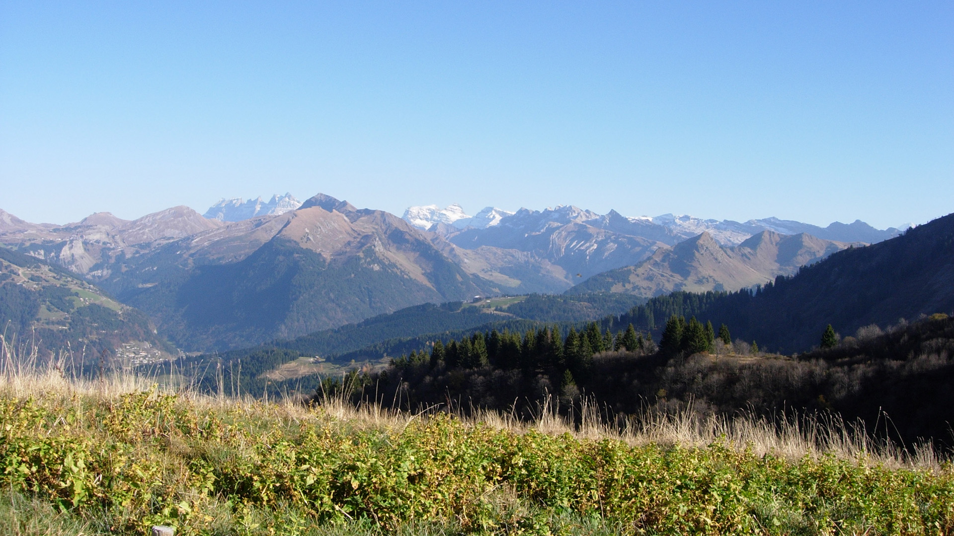 Vue la vallée d'aulps
